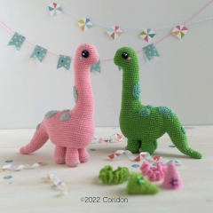 Jurassic Party - brontosaurus amigurumi pattern by Happy Coridon
