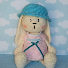 Bunny Girl amigurumi by Julio Toys