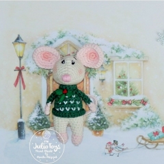 Little Christmas Mouse amigurumi by Julio Toys
