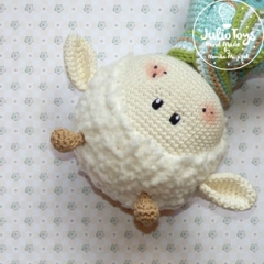 Spring Lamb amigurumi by Julio Toys