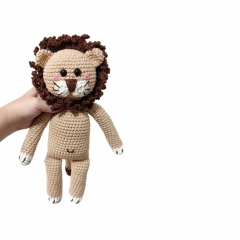 Erik the Lion amigurumi pattern by Crochetbykim