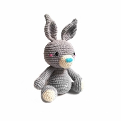 KALULU the bunny amigurumi pattern by Crochetbykim