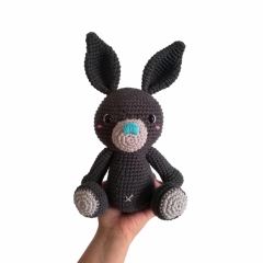 KALULU the bunny amigurumi by Crochetbykim