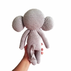 Stampy the elephant amigurumi by Crochetbykim
