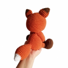 Wolf and Fox amigurumi pattern by Crochetbykim