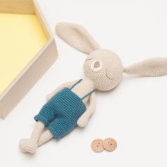 Milu the little bunny amigurumi pattern by Diminu