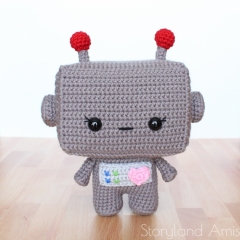 Cuddle-Sized Beep and Boop the Robot Twins amigurumi by Storyland Amis