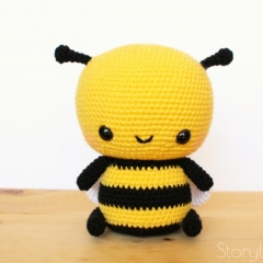 Cuddle-Sized Burt the Bee amigurumi pattern by Storyland Amis