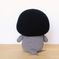 Cuddle-Sized Danny the Penguin amigurumi pattern by Storyland Amis