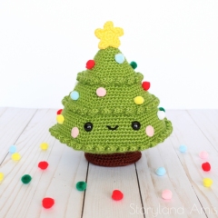 Cuddle-Sized Joy the Christmas Tree amigurumi by Storyland Amis