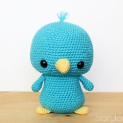 Cuddle-Sized Oliver the Bluebird amigurumi by Storyland Amis