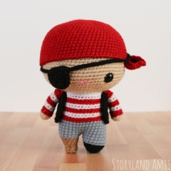 Pete the Cuddle-Sized Pirate amigurumi by Storyland Amis
