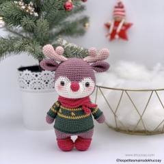 Bertie the Deer amigurumi by Khuc Cay