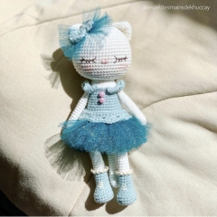 Monhi the Kitten amigurumi by Khuc Cay