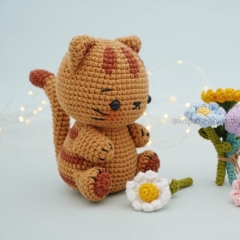 Sunny the kitty and the flowers amigurumi pattern by Khuc Cay