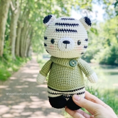 Titou the tiger amigurumi pattern by Khuc Cay