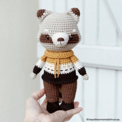 Toto Raccoon amigurumi pattern by Khuc Cay