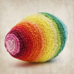 RAINBOW EGG amigurumi pattern by Maiiou