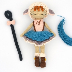 Coline the sheep amigurumi pattern by P'tite Peste