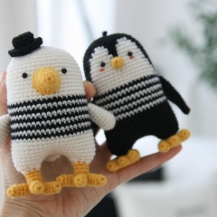 Minimals - Penguin amigurumi by Bigbebez