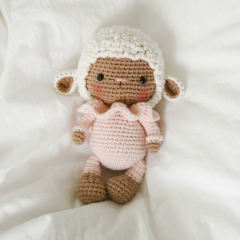 Sheep in pajamas amigurumi pattern by Bigbebez