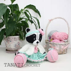 Best friend TINA the Raccoon amigurumi pattern by TANATIcrochet