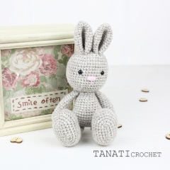 Mini Bunny amigurumi by TANATIcrochet