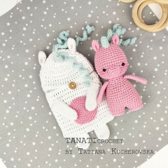 Sleeping bag and toy unicorn amigurumi pattern by TANATIcrochet