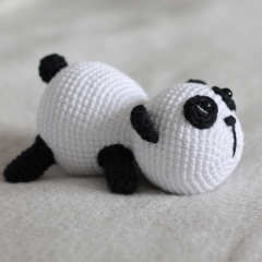 Panda amigurumi by KnittedStoryBears