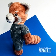 Lucas Red Panda amigurumi pattern by Mongoreto