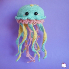 Nelly the Jellyfish amigurumi by Yum Yarn