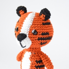 Baby Tiger amigurumi pattern by Elisas Crochet