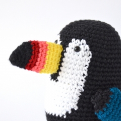 Berto the Toucan amigurumi by Elisas Crochet