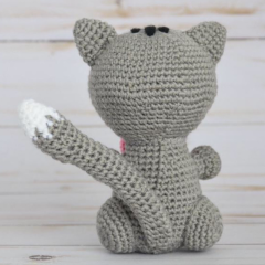 Cat with a Bow amigurumi by Elisas Crochet
