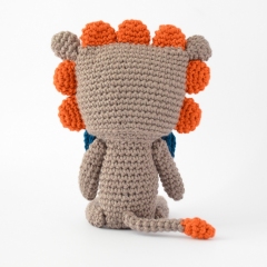 Cecil the Lion amigurumi pattern by Elisas Crochet