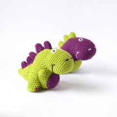 Elvis & Priscilla the Dinos amigurumi pattern by Elisas Crochet