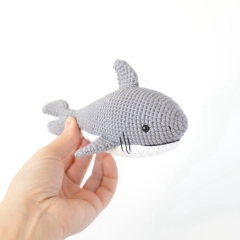 Finley the Shark amigurumi by Elisas Crochet