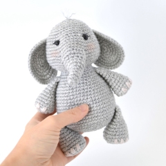 George the Elephant amigurumi pattern by Elisas Crochet