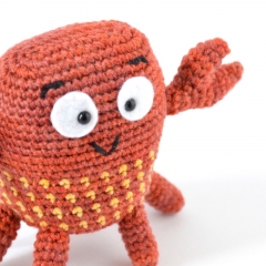 Gregory the Crab amigurumi pattern by Elisas Crochet