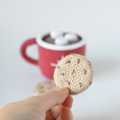 Hot Chocolate Mug and Cookies amigurumi pattern by Elisas Crochet