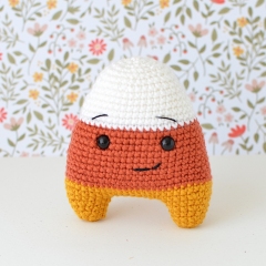 Hugo the Candy Corn amigurumi pattern by Elisas Crochet