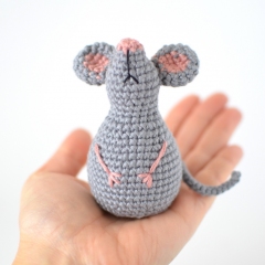 Little Mouse amigurumi by Elisas Crochet