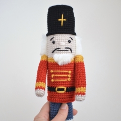 Nutcracker amigurumi pattern by Elisas Crochet