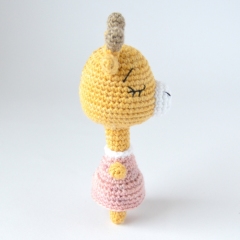 Joanna the Giraffe amigurumi pattern by Elisas Crochet