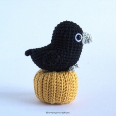 Autumn Raven amigurumi pattern by Lemon Yarn Creations