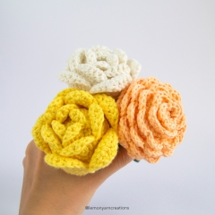 Rosie Blossom amigurumi pattern by Lemon Yarn Creations