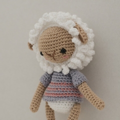 Dolly the Lamb amigurumi pattern by YarnWave