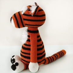 Tilly the Tiger amigurumi by KateDusCrochet