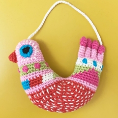 Speckled bird amigurumi pattern by Make Me Roar