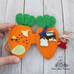 Betsy Bunny and Her Carrot House amigurumi by Pink Mouse Boutique